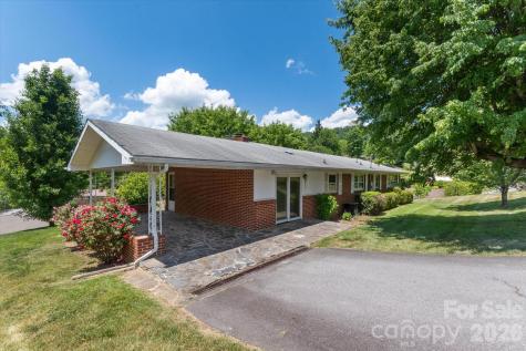 295 Bramlett Drive Waynesville NC 28785