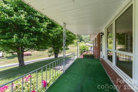 295 Bramlett Drive Waynesville NC 28785