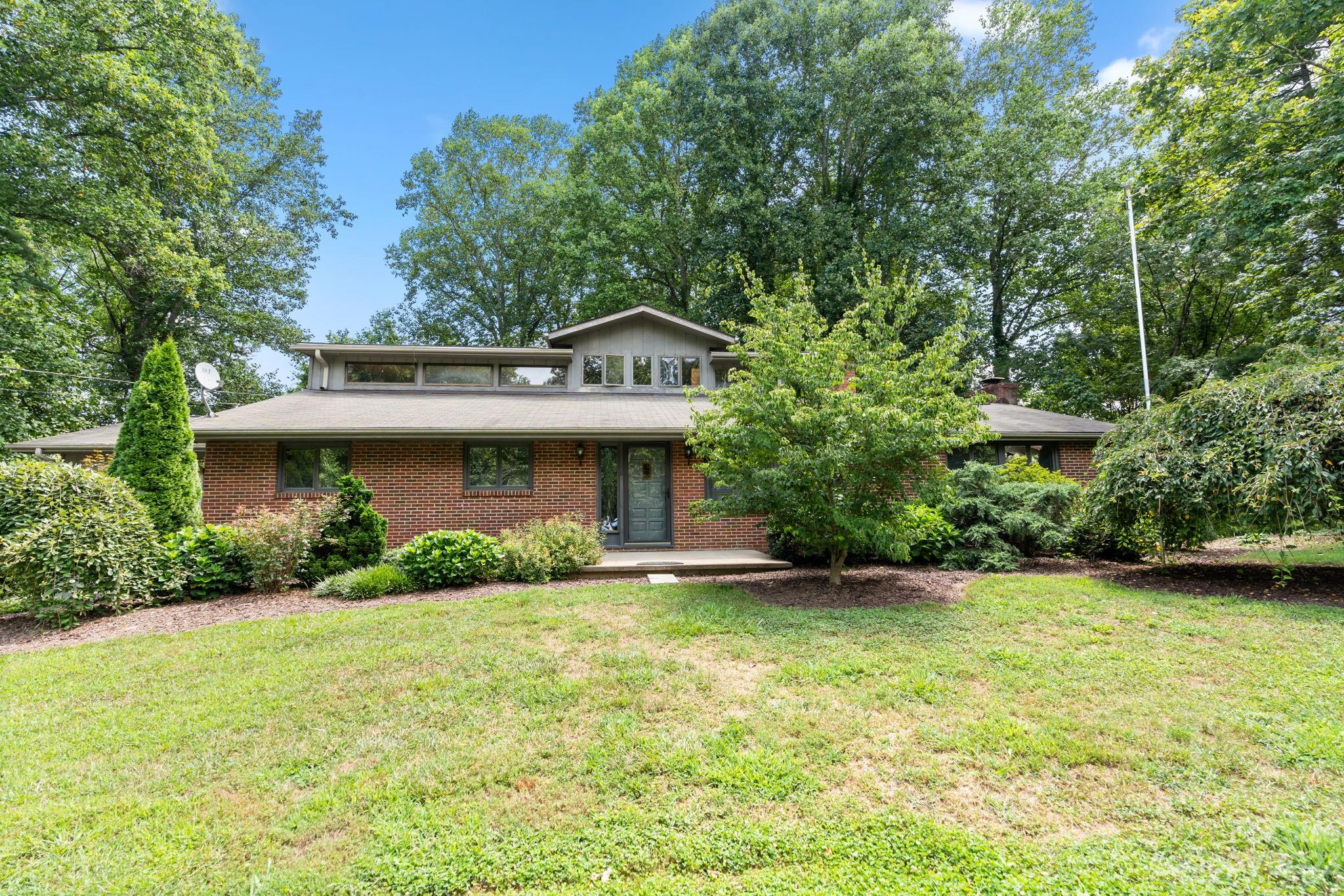 56 Sunnyview Terrace Asheville NC 28806
