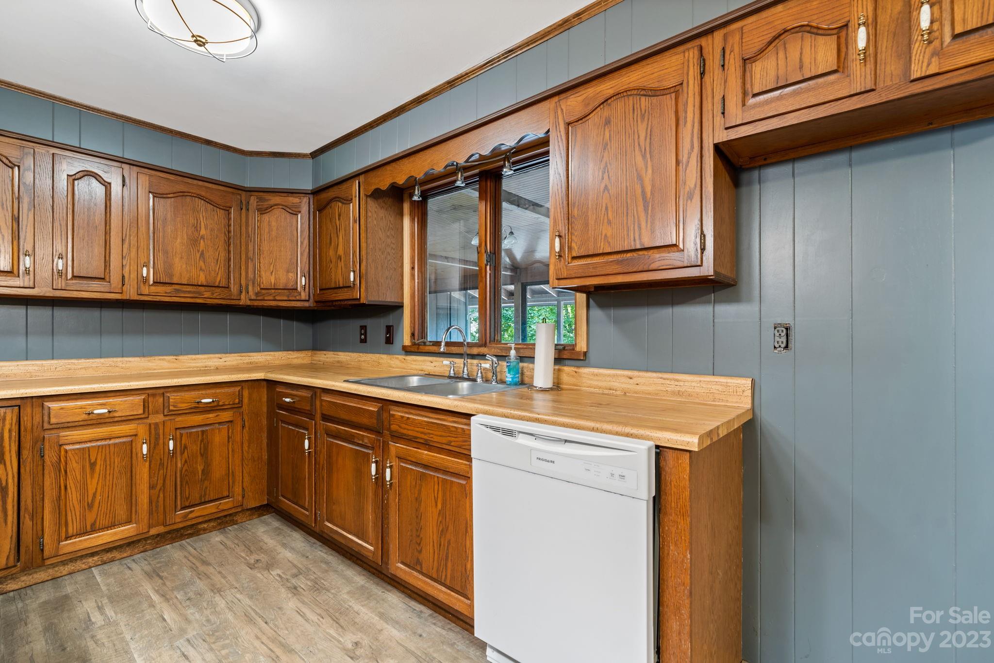 56 Sunnyview Terrace Asheville NC 28806