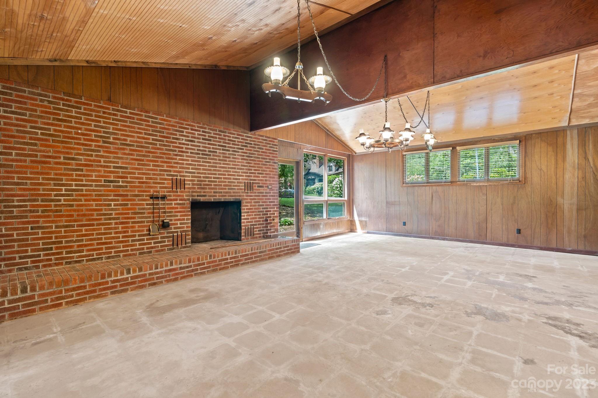 56 Sunnyview Terrace Asheville NC 28806