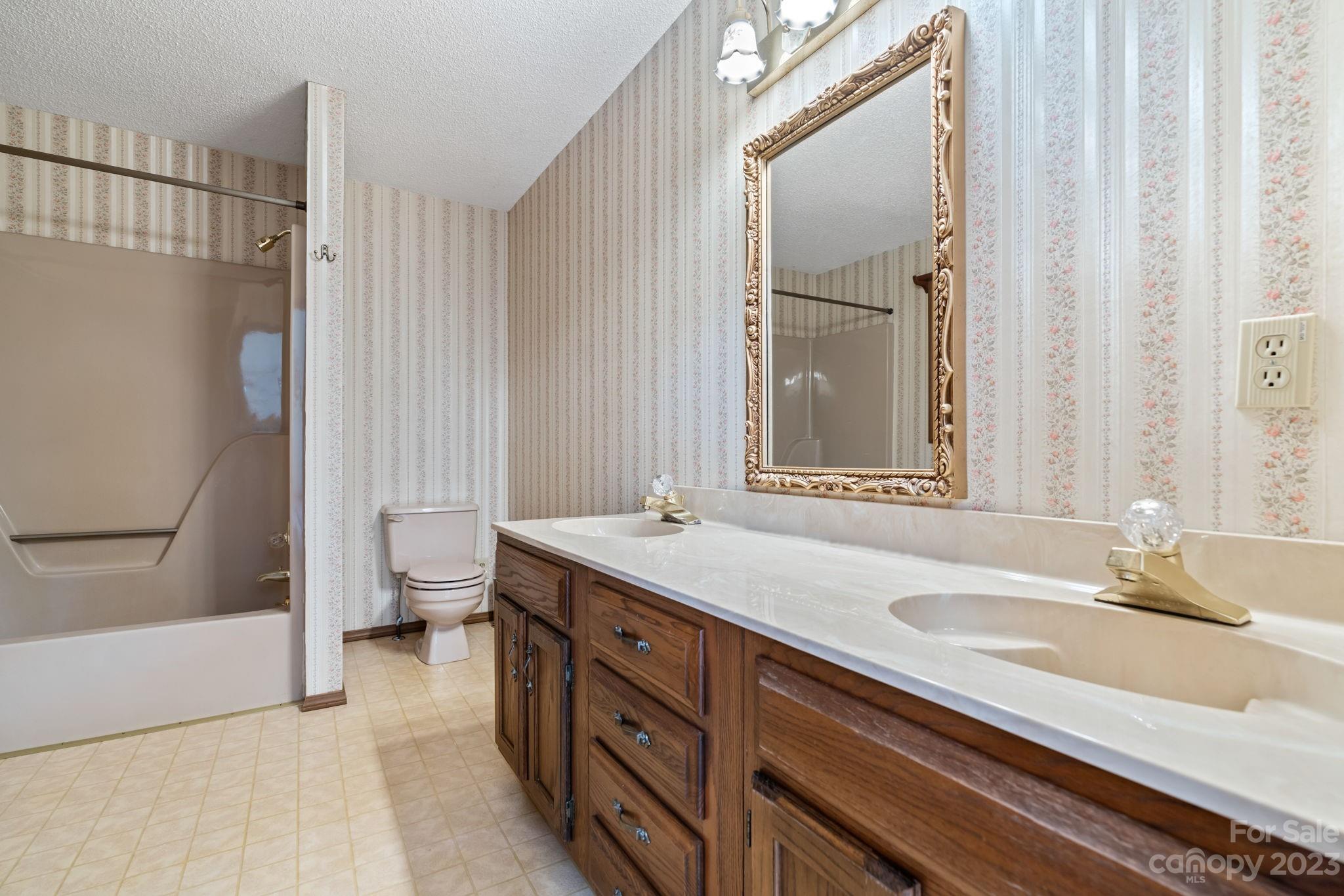 56 Sunnyview Terrace Asheville NC 28806