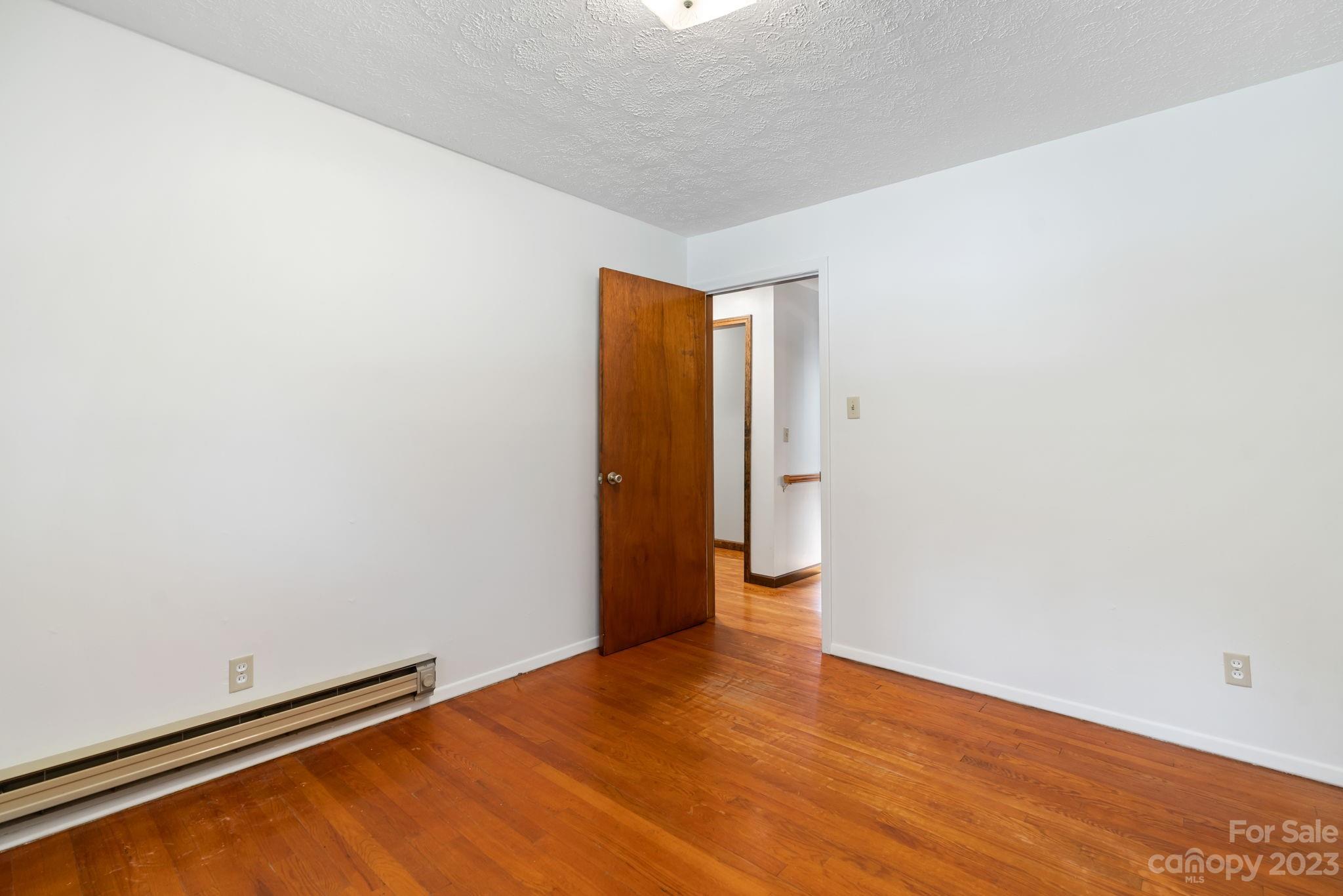 56 Sunnyview Terrace Asheville NC 28806