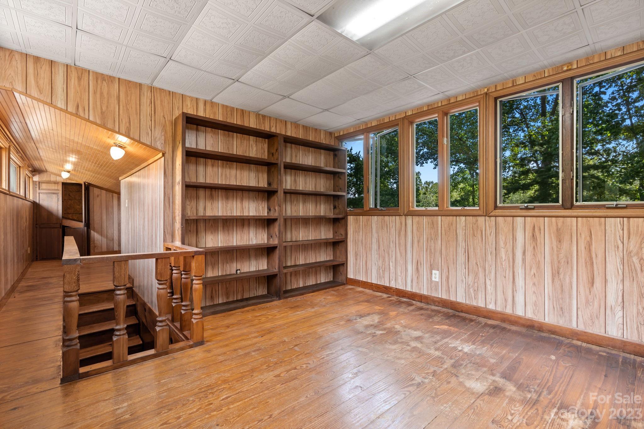 56 Sunnyview Terrace Asheville NC 28806