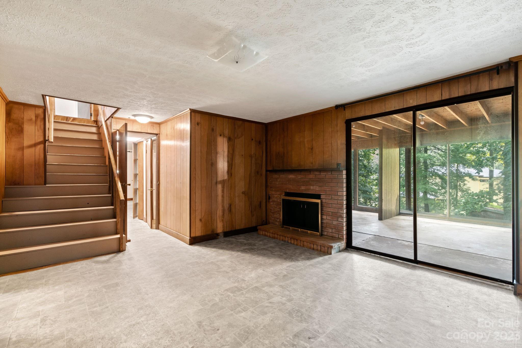56 Sunnyview Terrace Asheville NC 28806