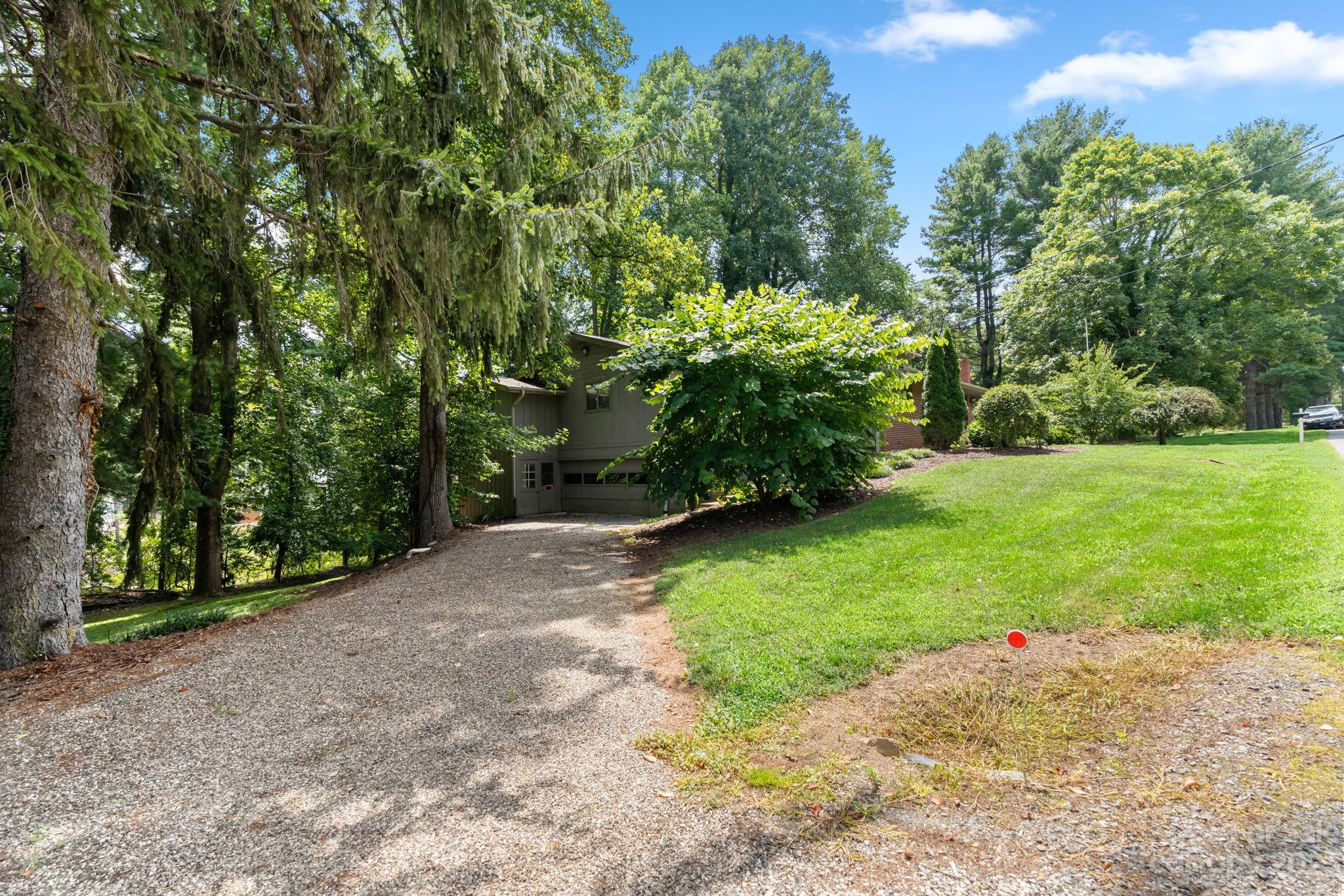56 Sunnyview Terrace Asheville NC 28806