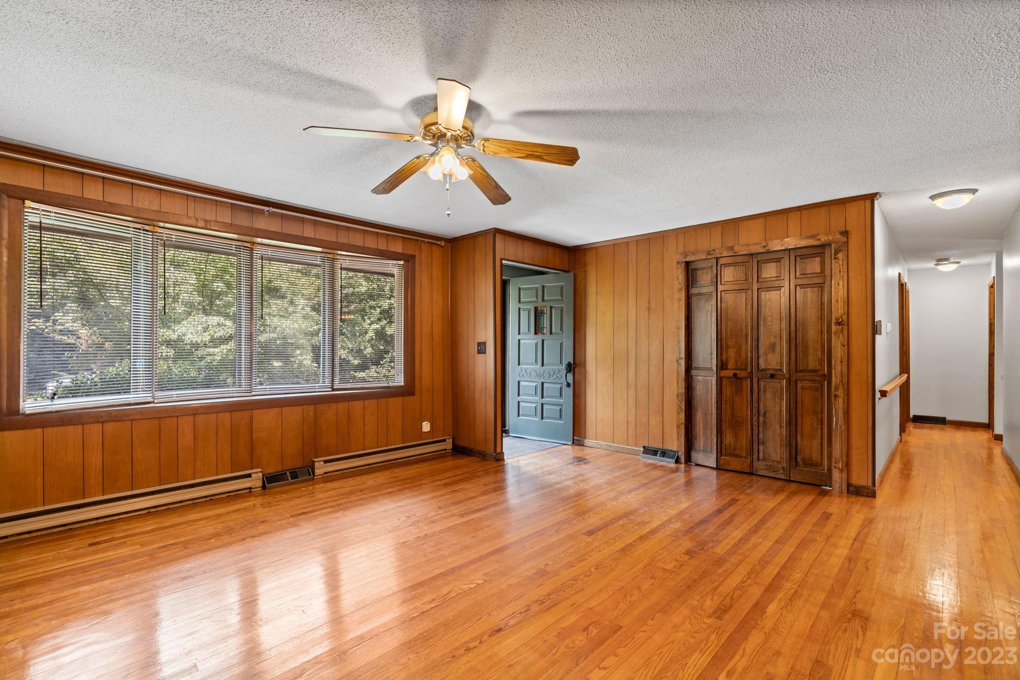 56 Sunnyview Terrace Asheville NC 28806