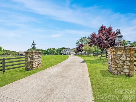 1832 Garvin Road York SC 29745