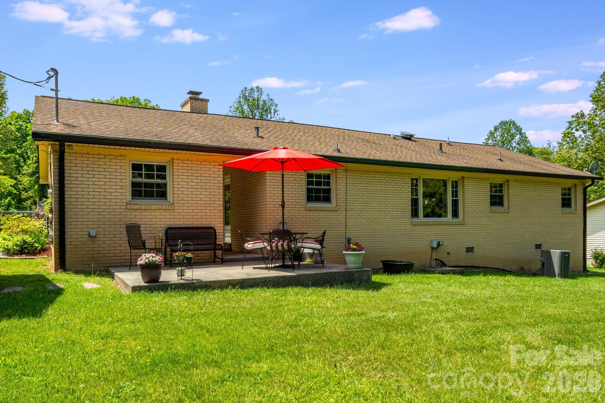 458 Beach Drive Hendersonville NC 28792