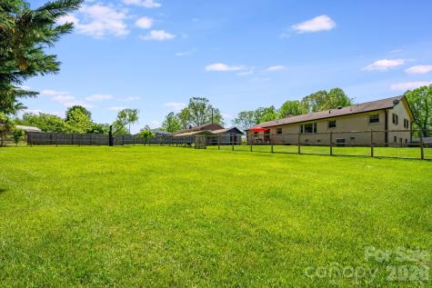 458 Beach Drive Hendersonville NC 28792