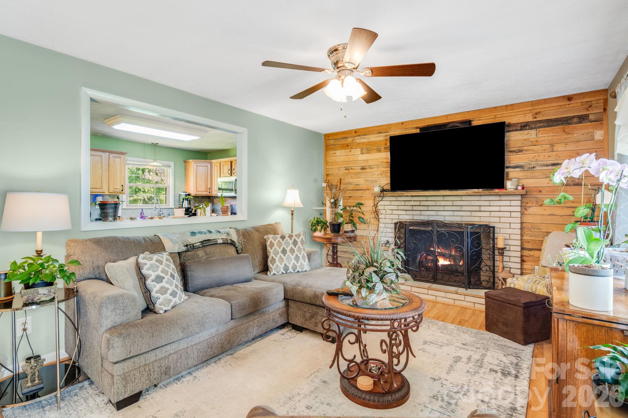 458 Beach Drive Hendersonville NC 28792
