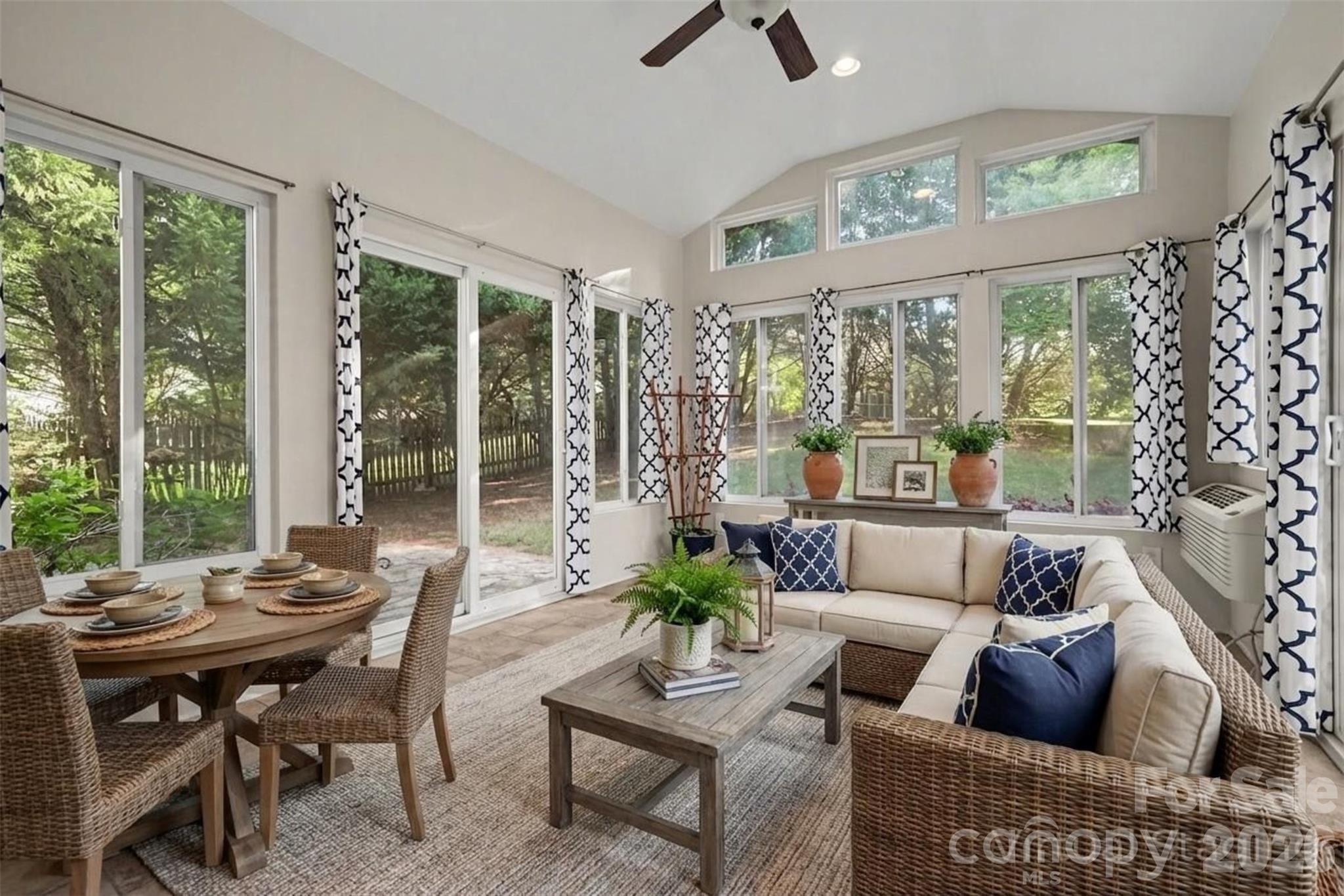 9144 Linden Tree Lane Charlotte NC 28277