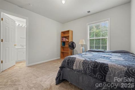9144 Linden Tree Lane Charlotte NC 28277