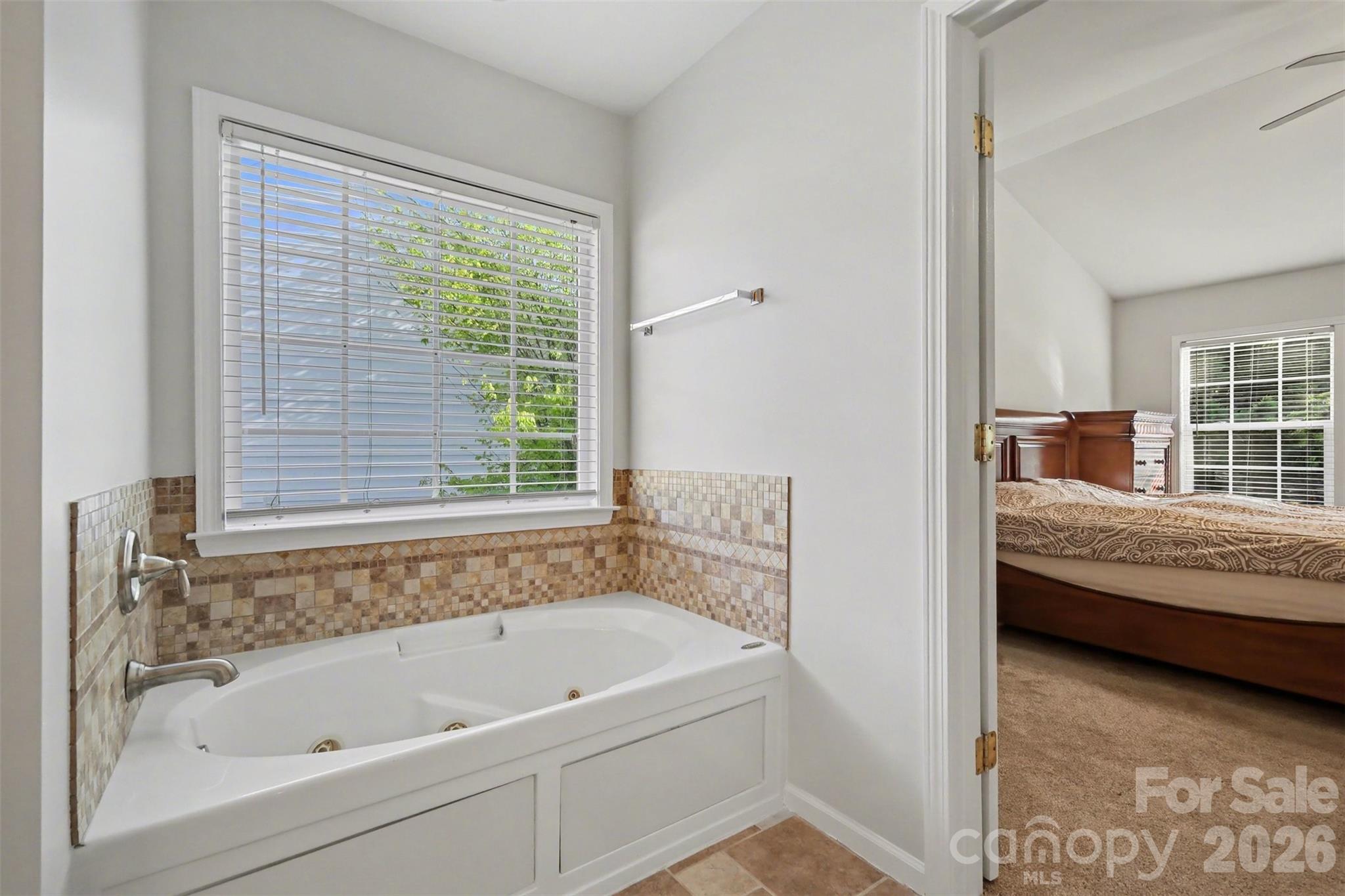 9144 Linden Tree Lane Charlotte NC 28277