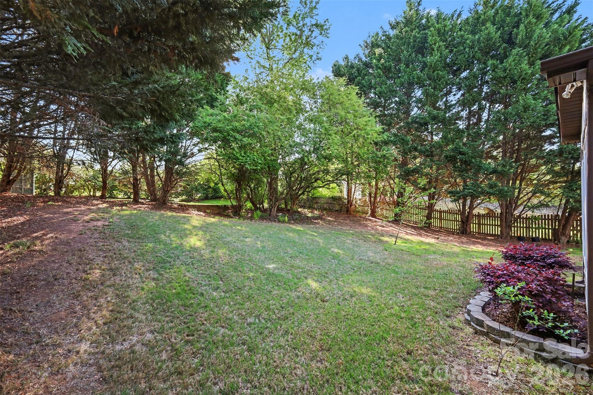 9144 Linden Tree Lane Charlotte NC 28277