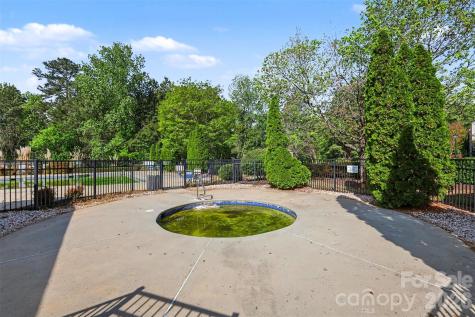 9144 Linden Tree Lane Charlotte NC 28277