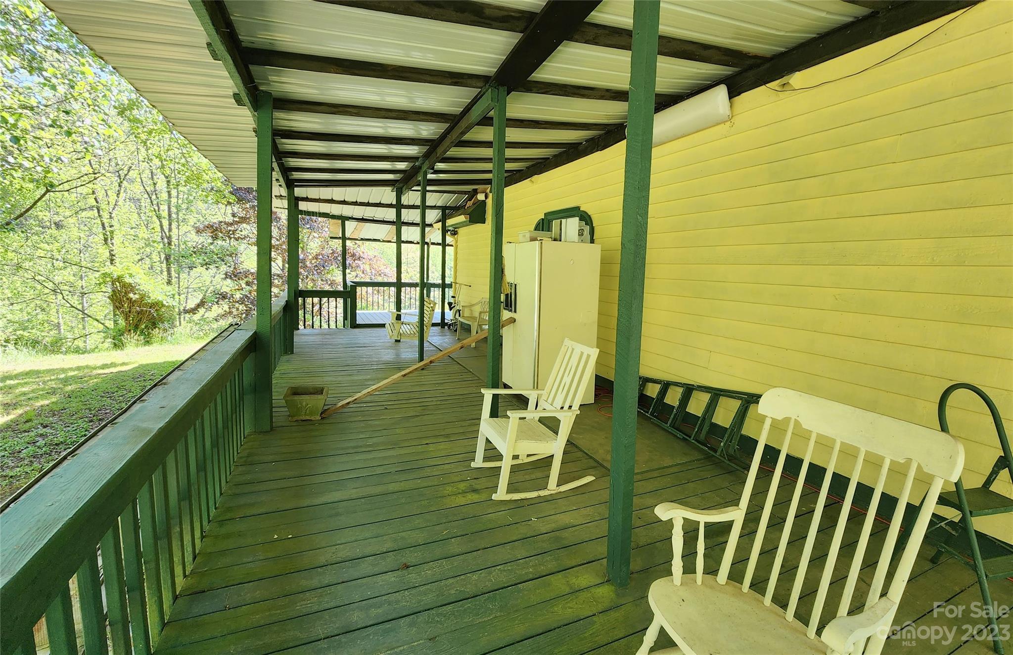 2015 Nc 80 Highway Bakersville NC 28705