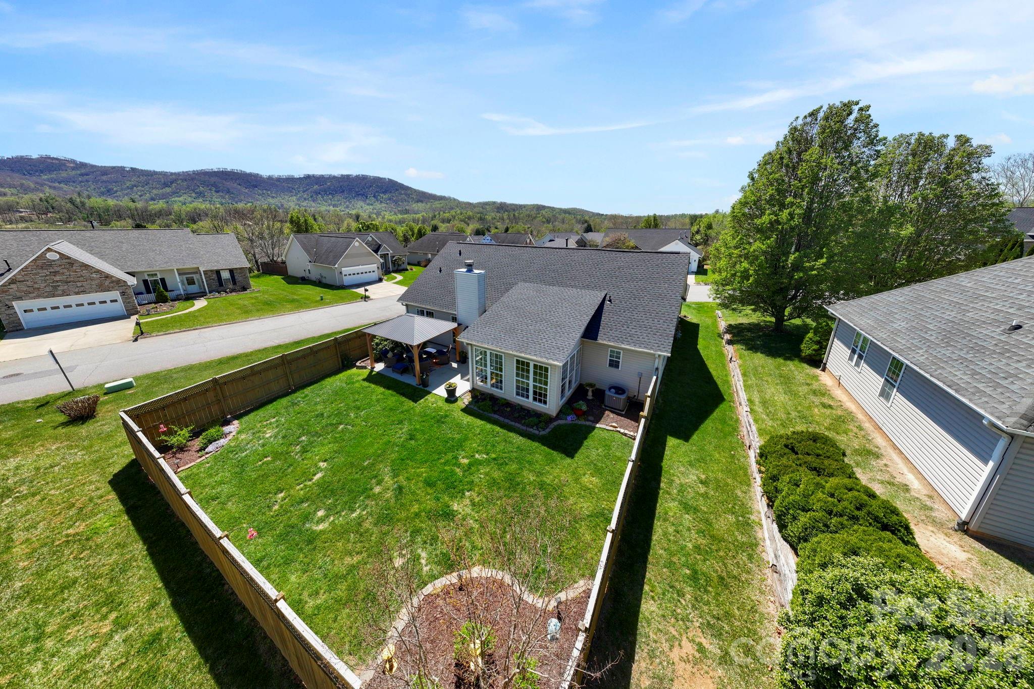 25 Livingston Farm Road Fletcher NC 28732