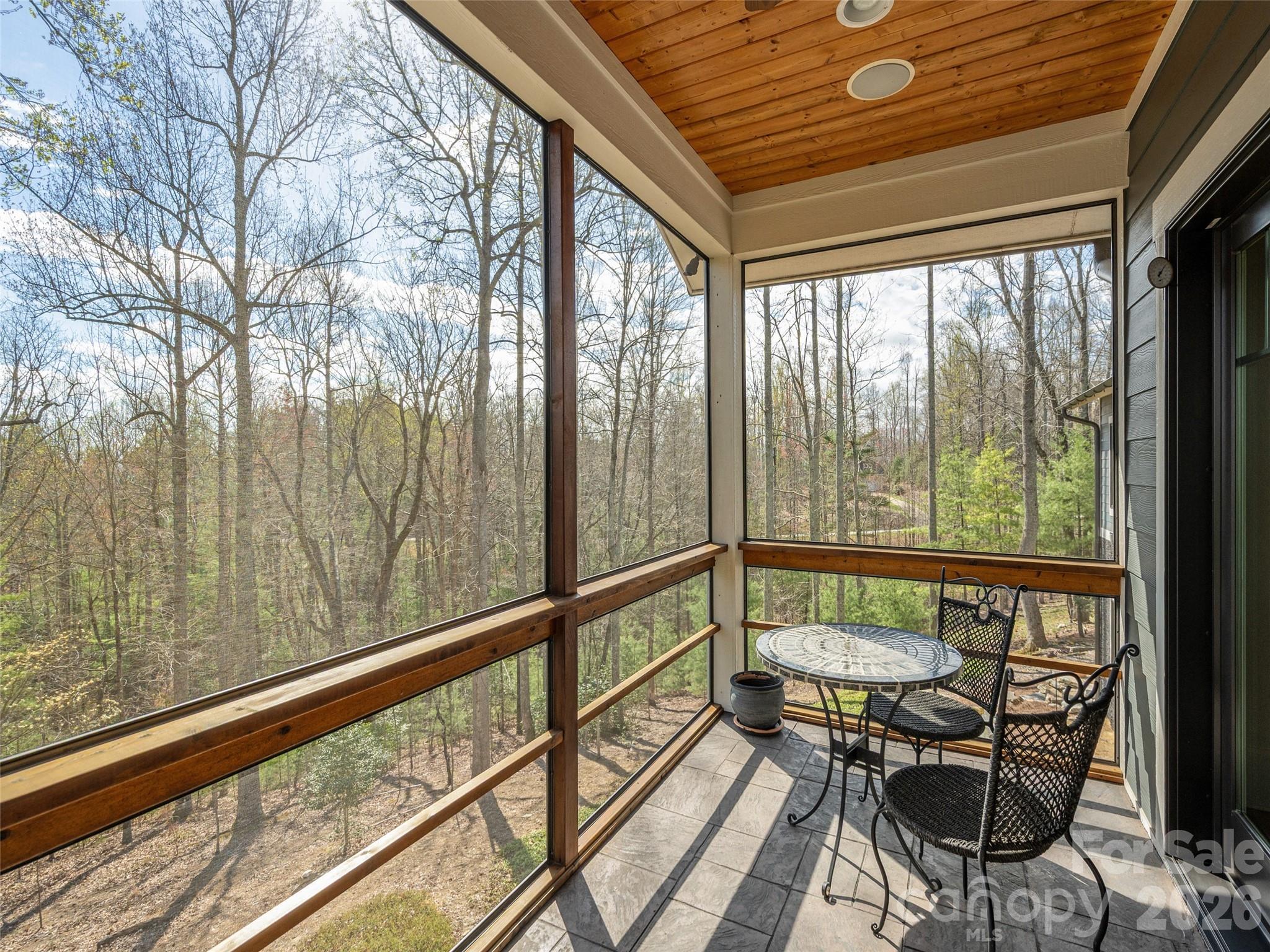72 Dusky Court Hendersonville NC 28739