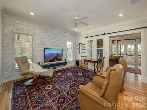 72 Dusky Court Hendersonville NC 28739