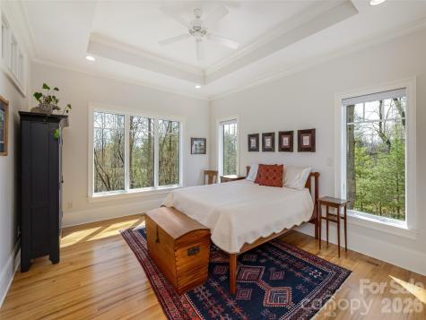 72 Dusky Court Hendersonville NC 28739