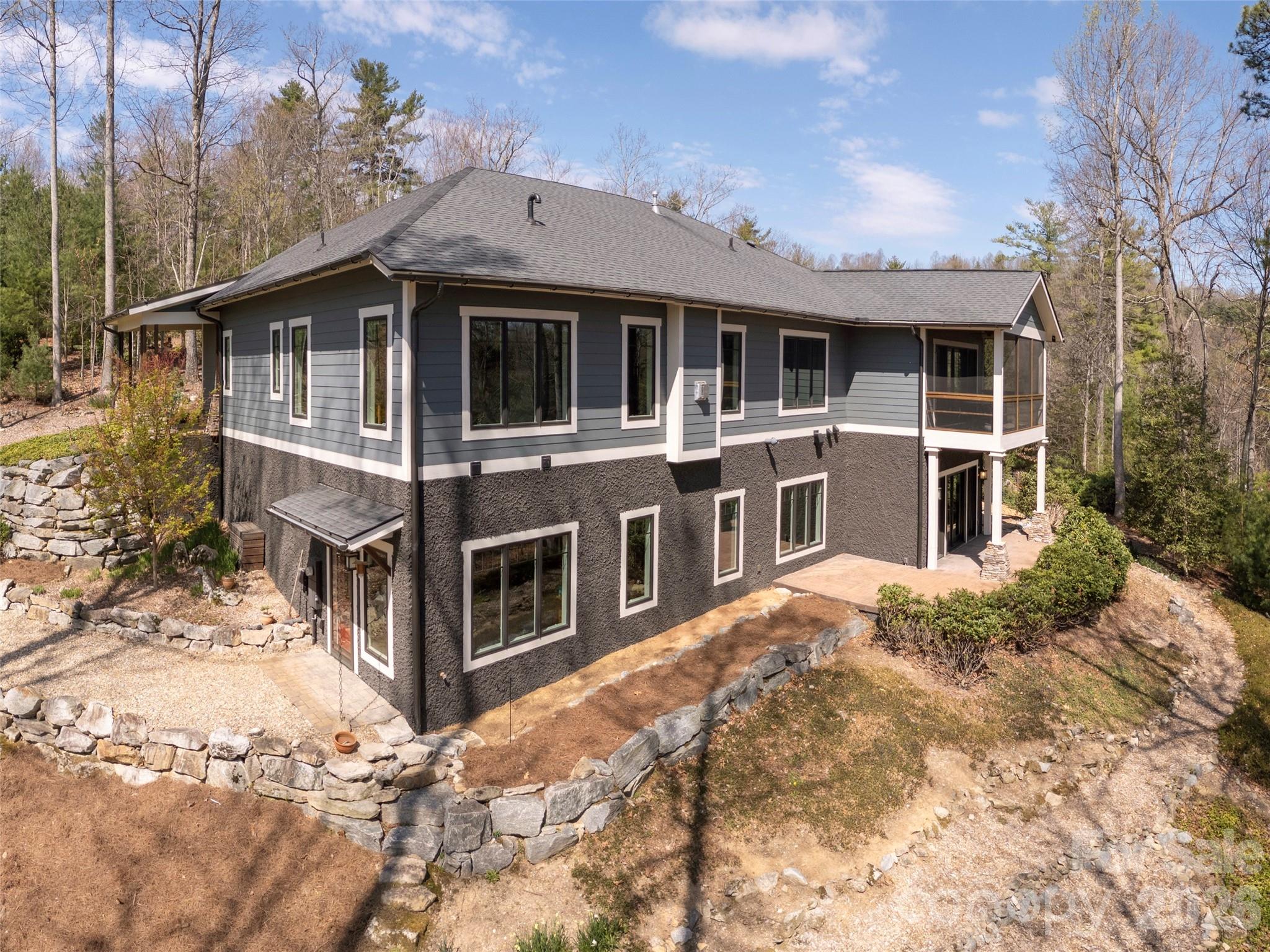 72 Dusky Court Hendersonville NC 28739