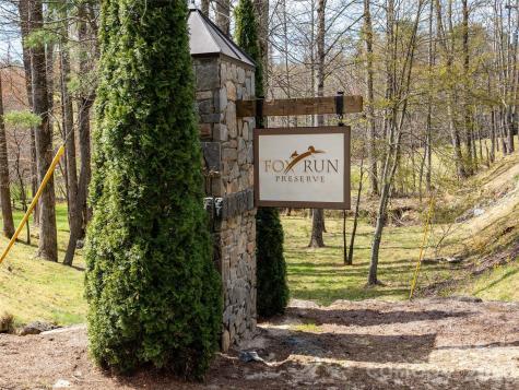 72 Dusky Court Hendersonville NC 28739