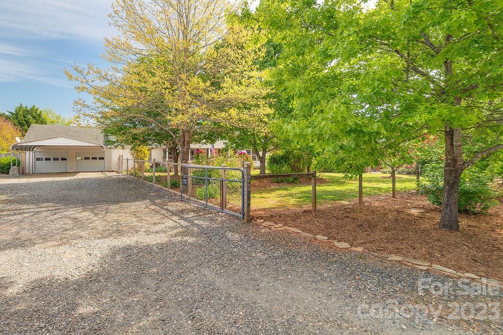 54 Donna Lane Alexander NC 28701