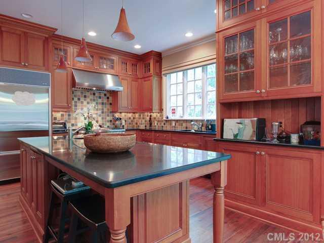 823 Hungerford Place Charlotte NC 28207