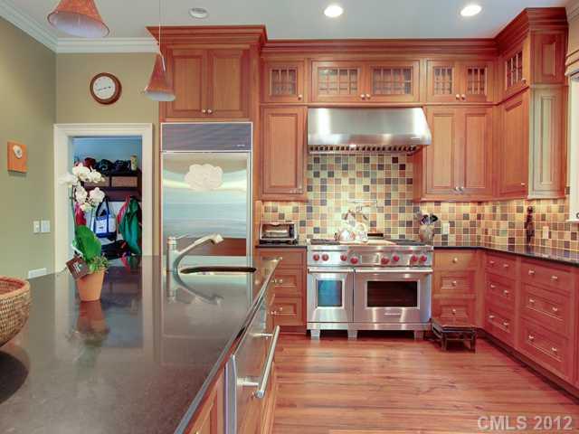823 Hungerford Place Charlotte NC 28207