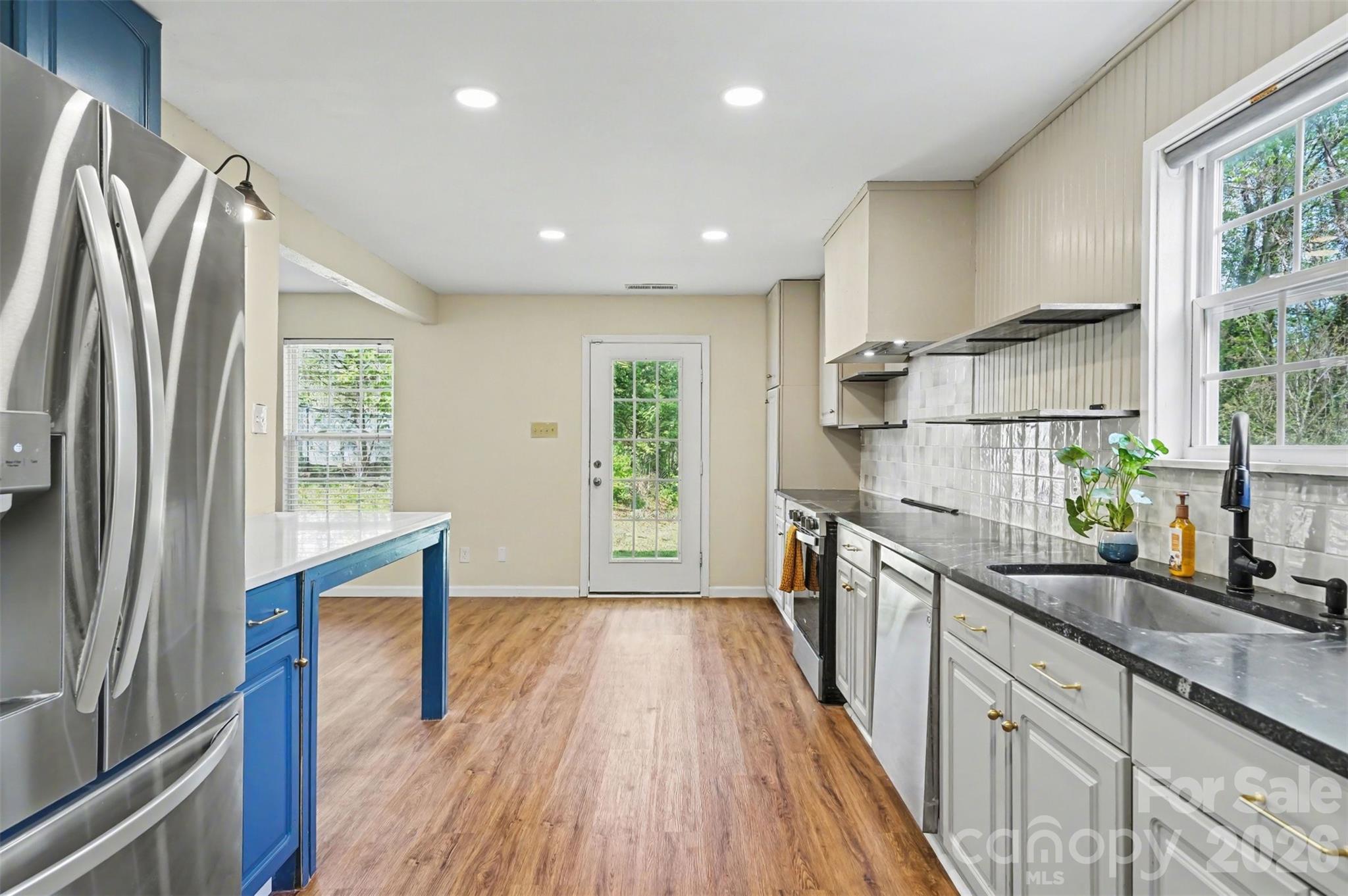 2648 Stream Bank Drive Charlotte NC 28269