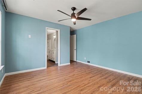2648 Stream Bank Drive Charlotte NC 28269