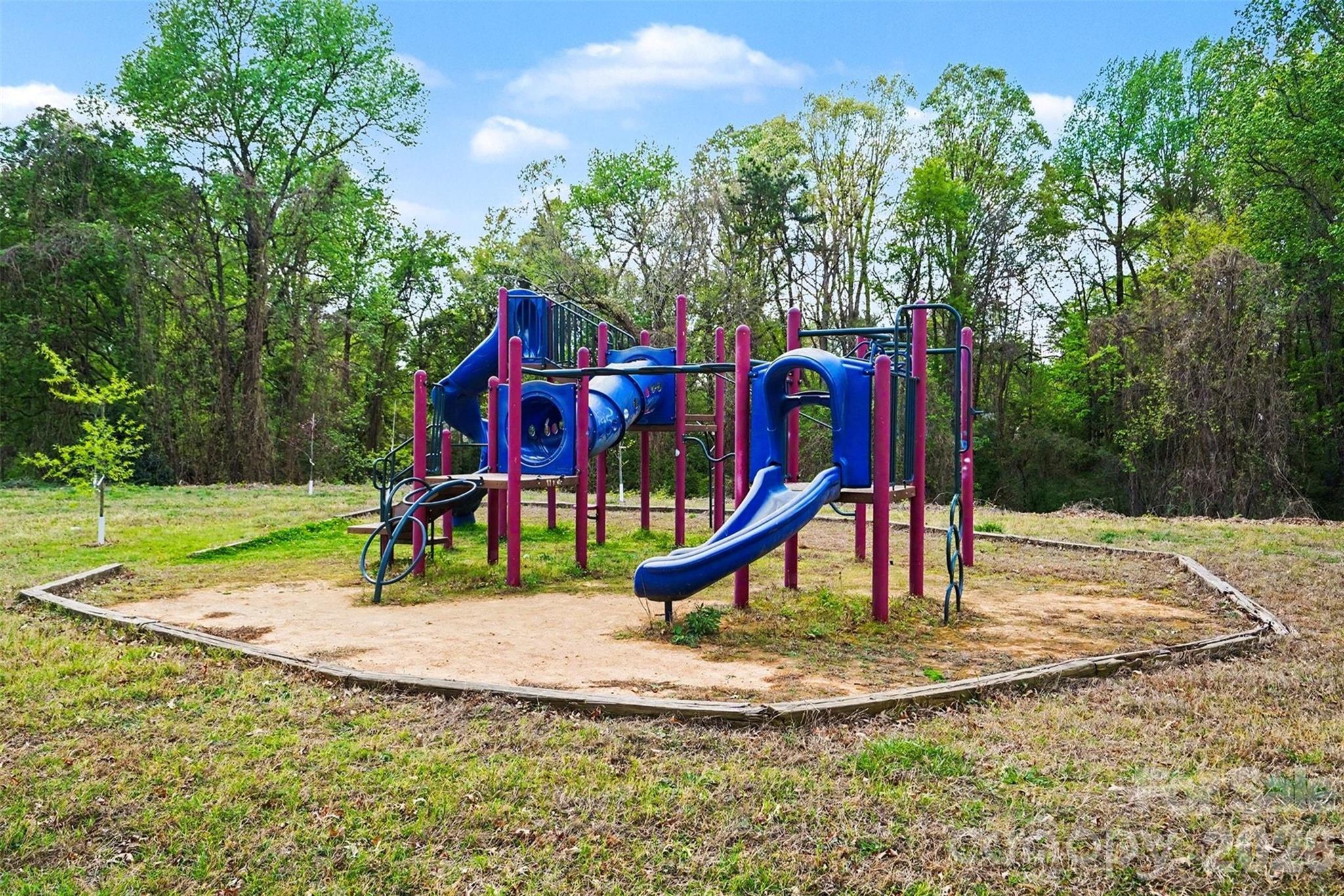 2648 Stream Bank Drive Charlotte NC 28269