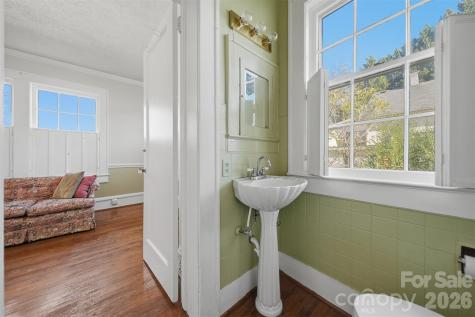 1010 College Avenue SW Lenoir NC 28645