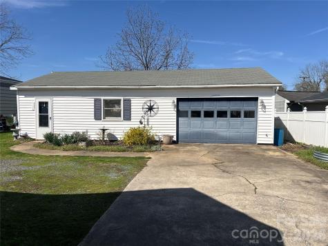 613 Salisbury Street China Grove NC 28023