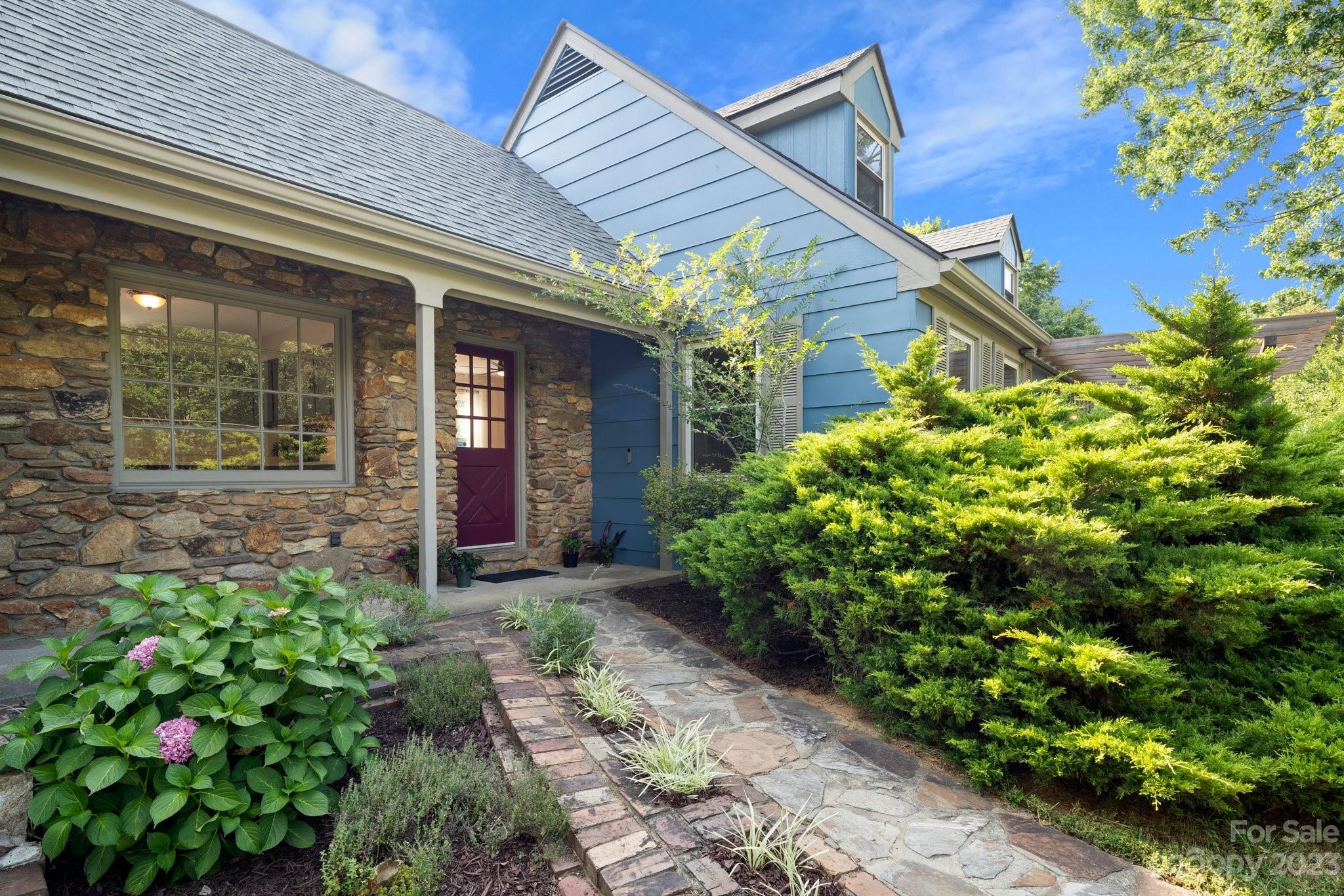 120 Whitney Drive Asheville NC 28806