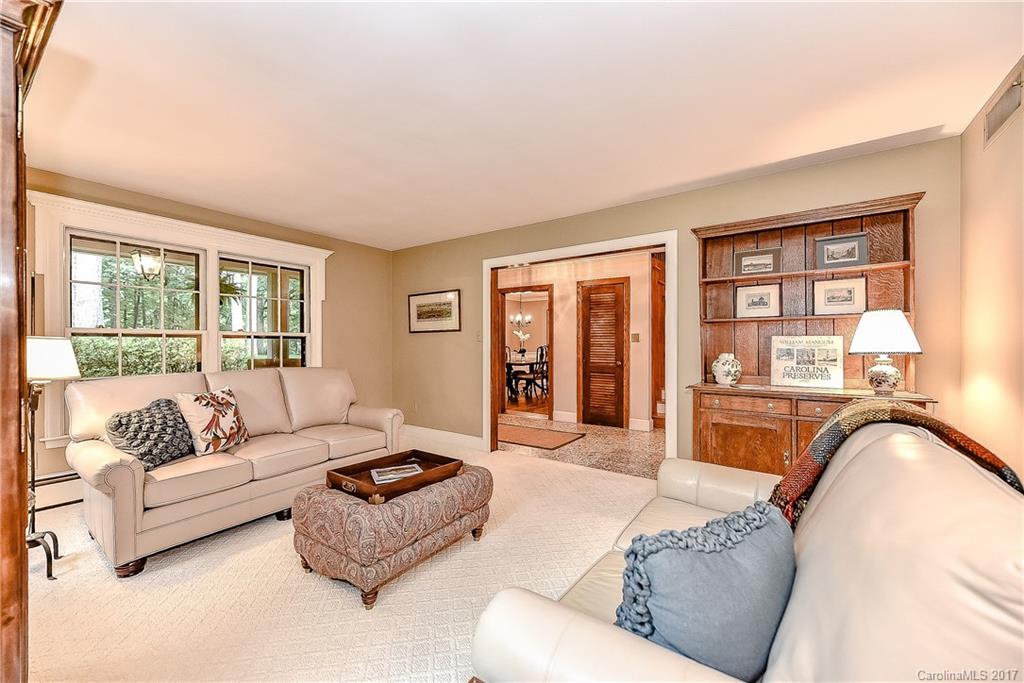 7101 Folger Drive Charlotte NC 28270