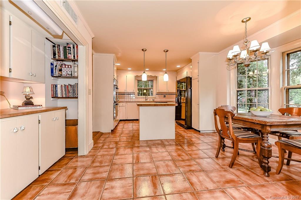 7101 Folger Drive Charlotte NC 28270