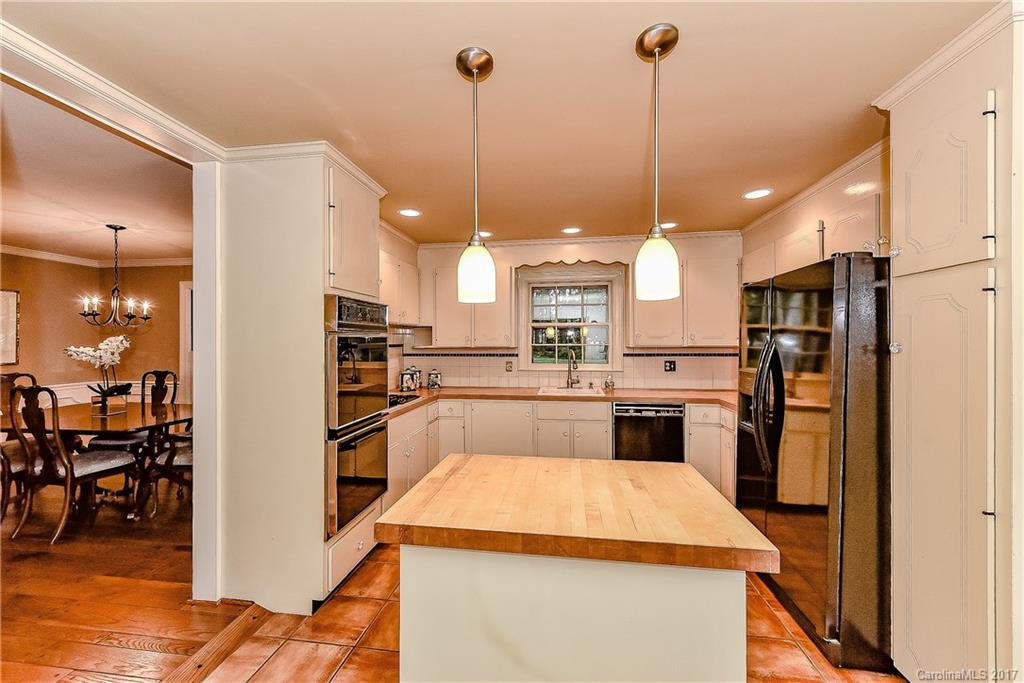 7101 Folger Drive Charlotte NC 28270