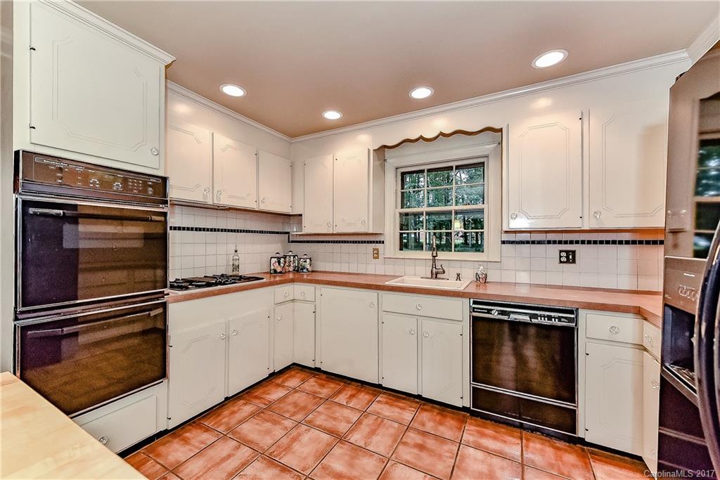 7101 Folger Drive Charlotte NC 28270