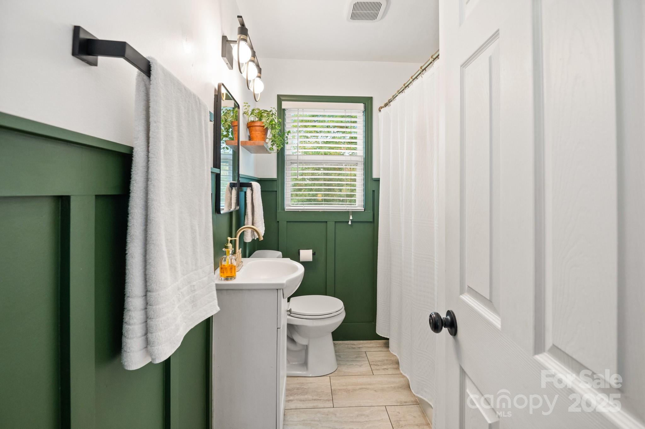 970 W Chapel Road Asheville NC 28803