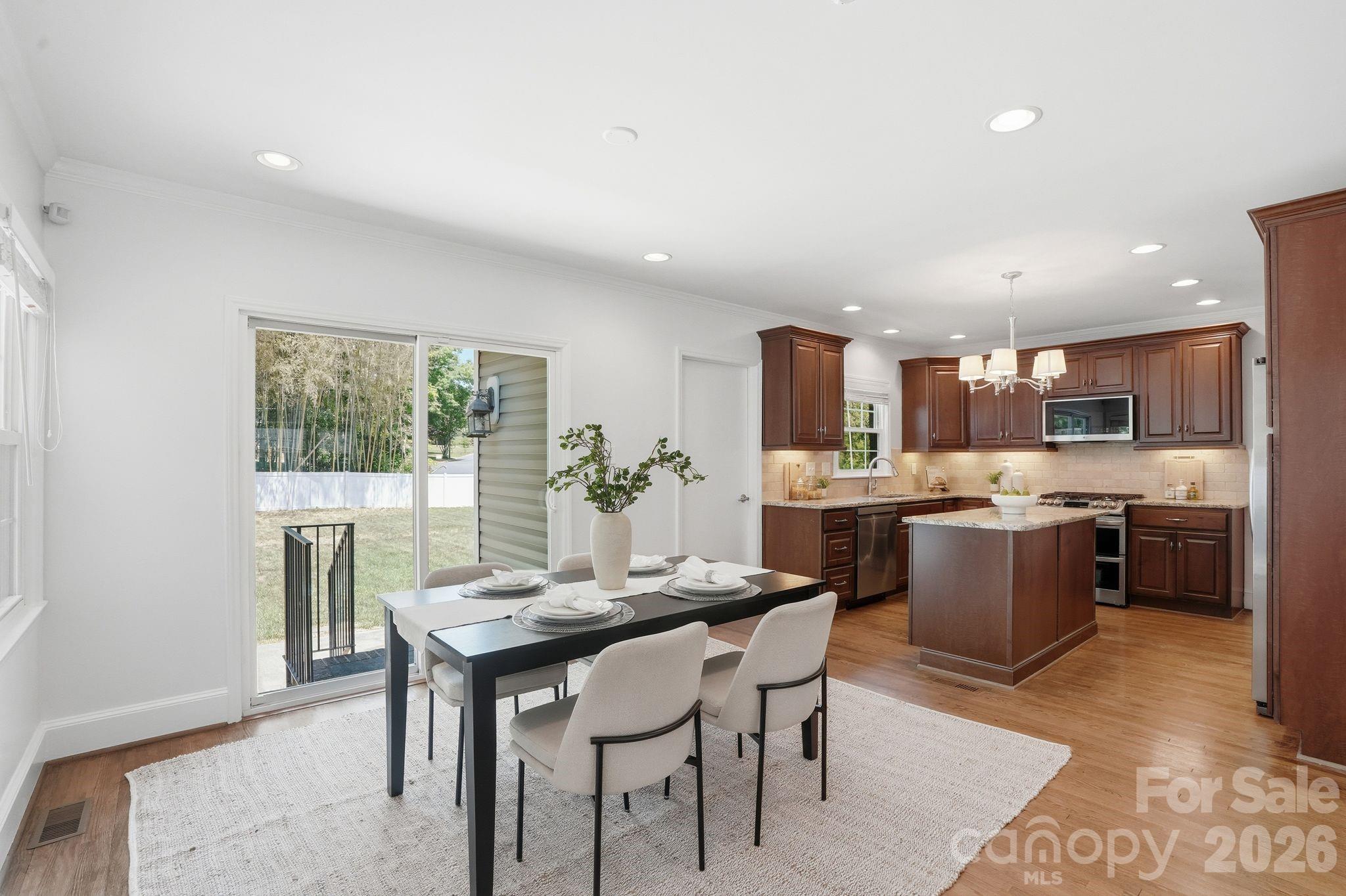 5623 Wedgewood Drive Charlotte NC 28210