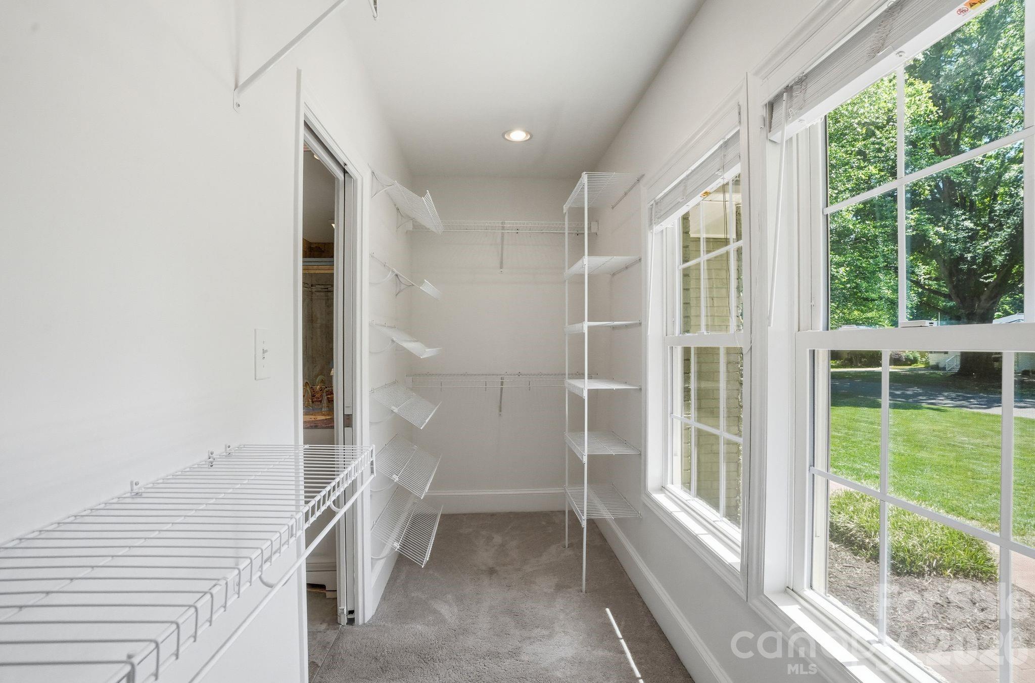 5623 Wedgewood Drive Charlotte NC 28210
