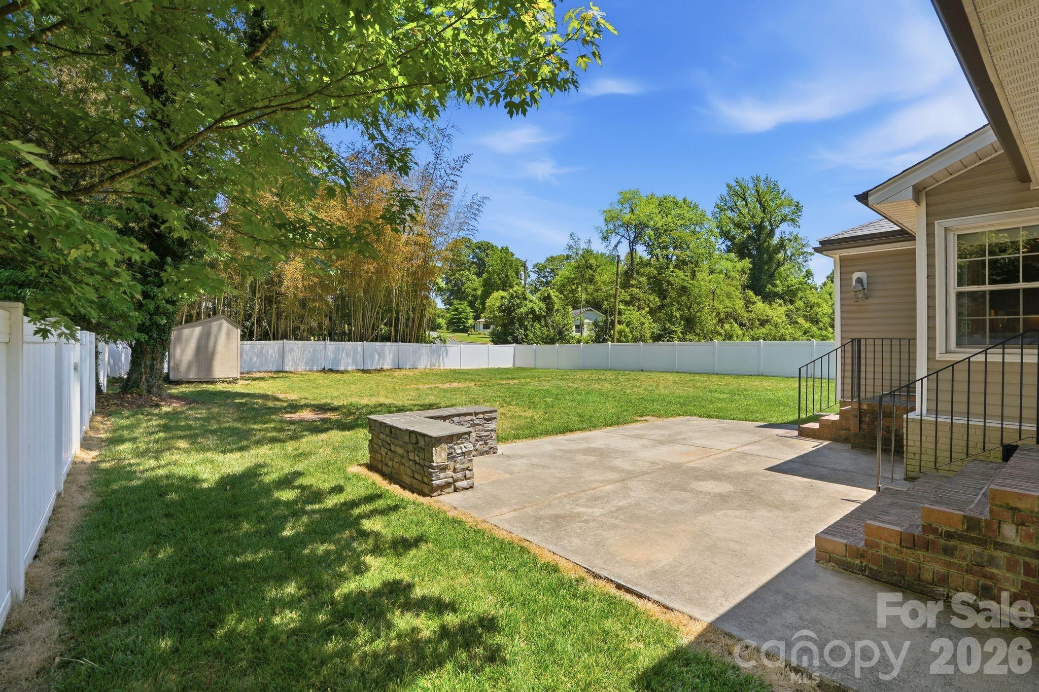 5623 Wedgewood Drive Charlotte NC 28210