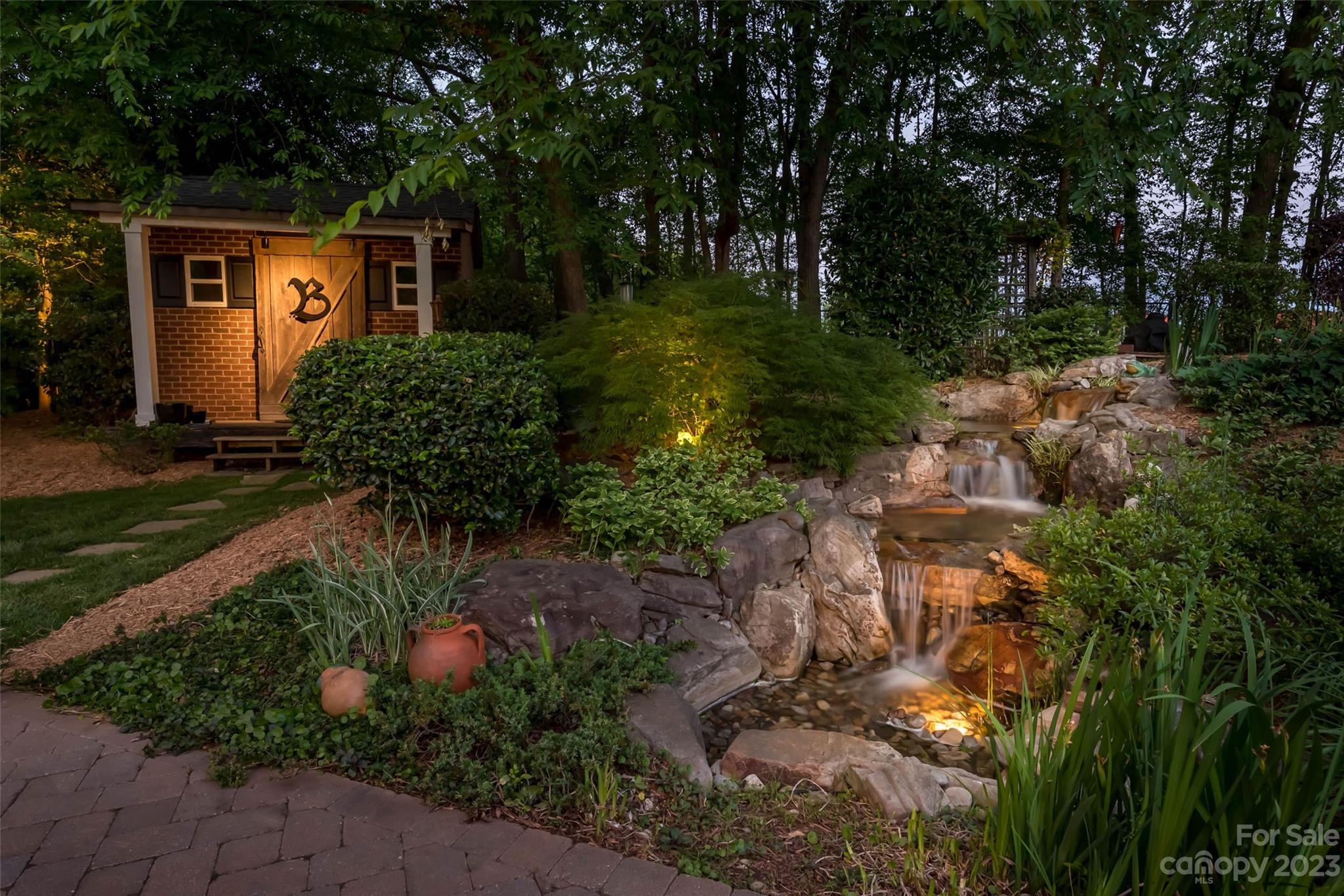 10601 Megwood Drive Charlotte NC 28277