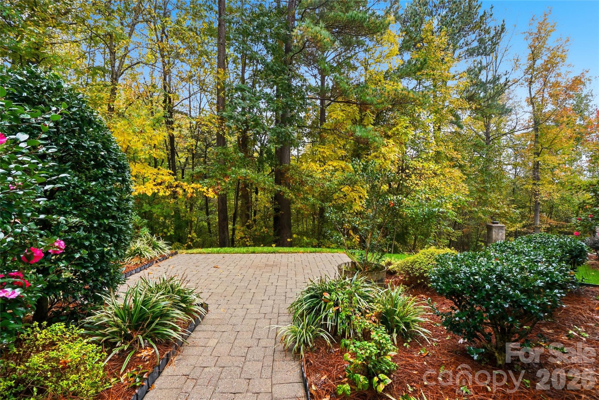 1376 Winged Foot Drive Denver NC 28037