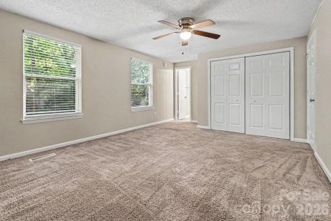 409 Vista Grande Circle Charlotte NC 28226