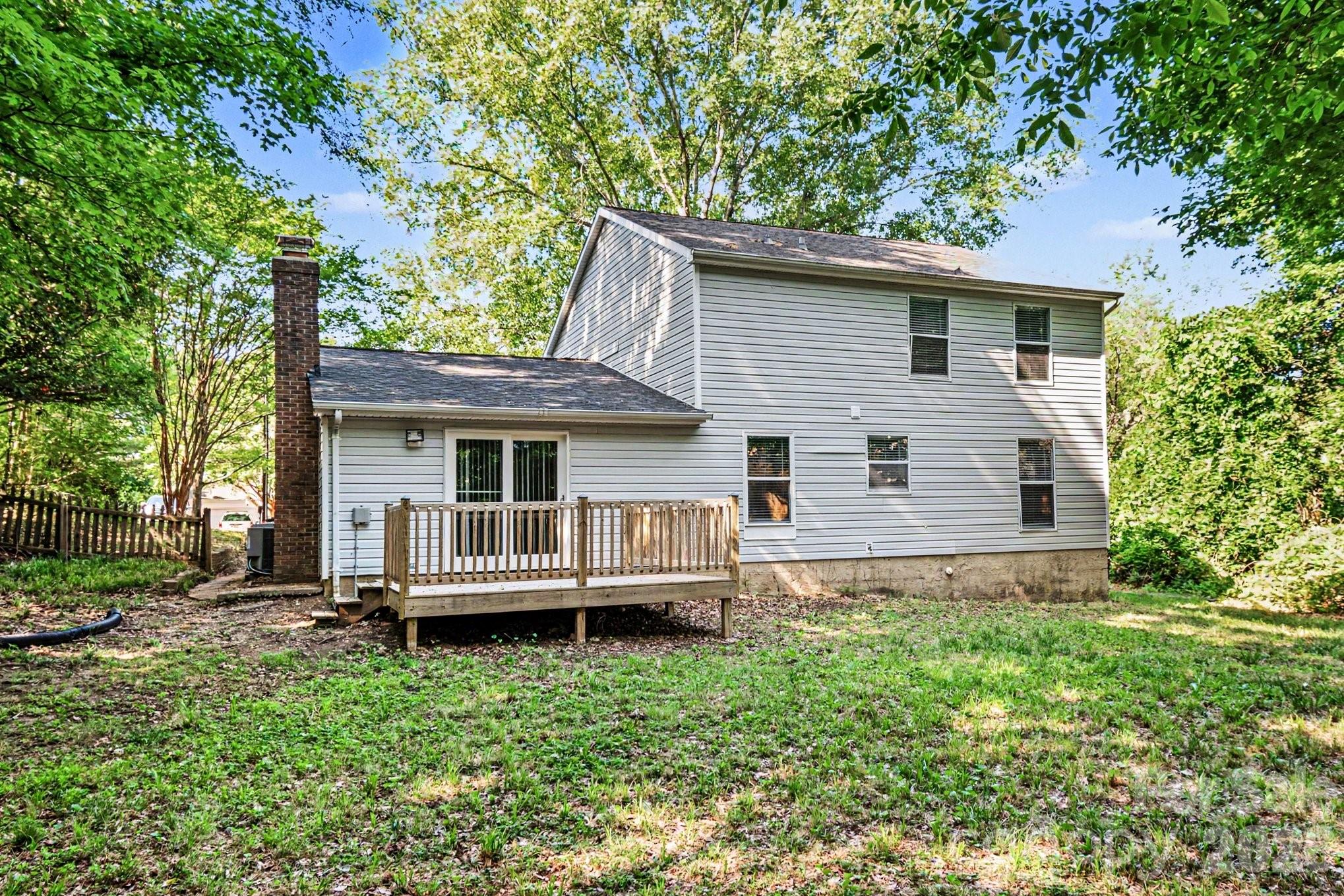 409 Vista Grande Circle Charlotte NC 28226