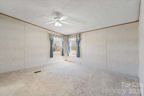 18 Ford Valley Road Weaverville NC 28787