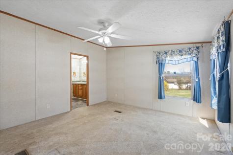 18 Ford Valley Road Weaverville NC 28787